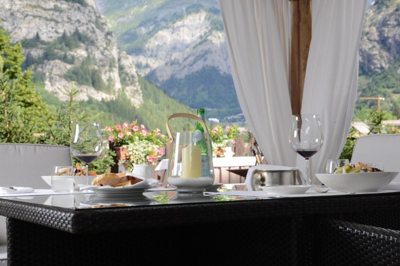 Grand Hotel Royal E Golf Courmayeur Exteriör bild