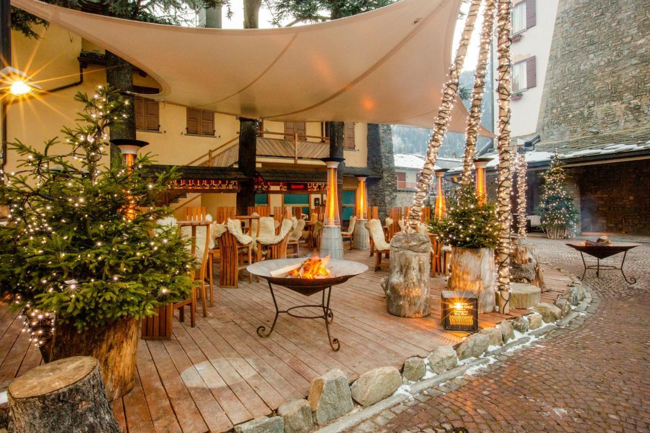 Grand Hotel Royal E Golf Courmayeur Exteriör bild