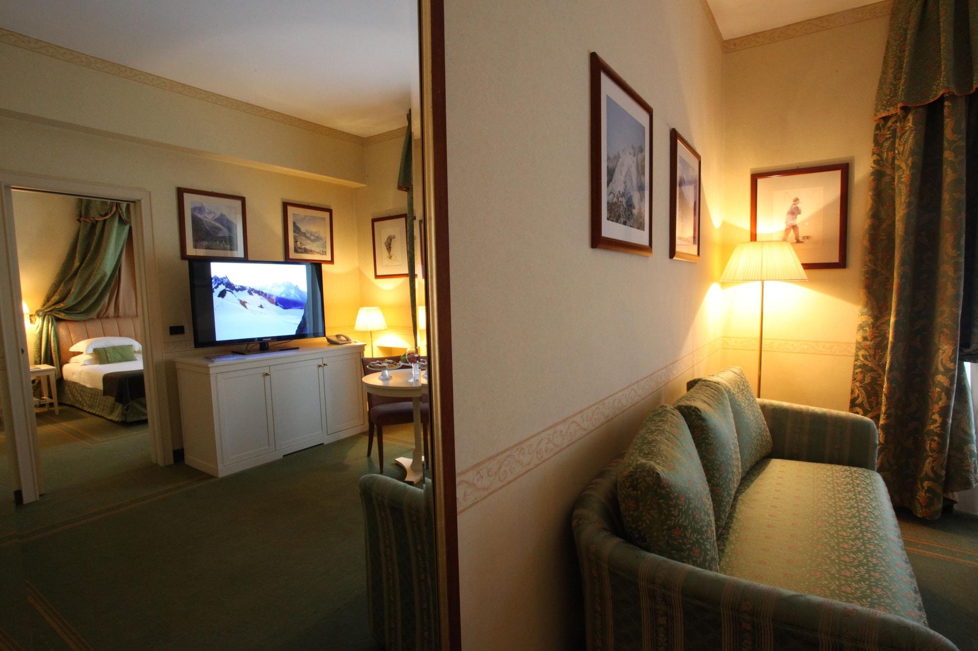 Grand Hotel Royal E Golf Courmayeur Exteriör bild