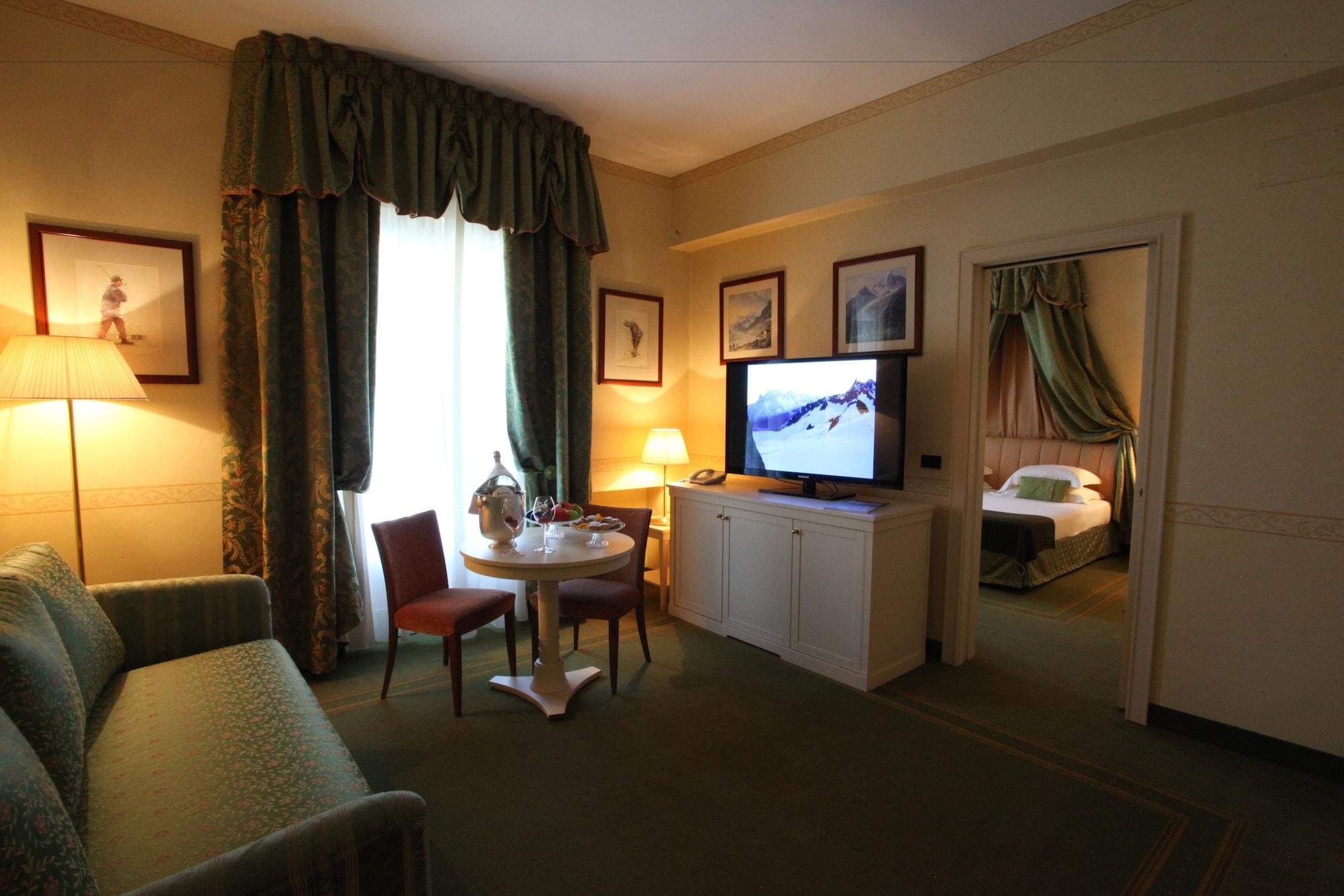 Grand Hotel Royal E Golf Courmayeur Exteriör bild