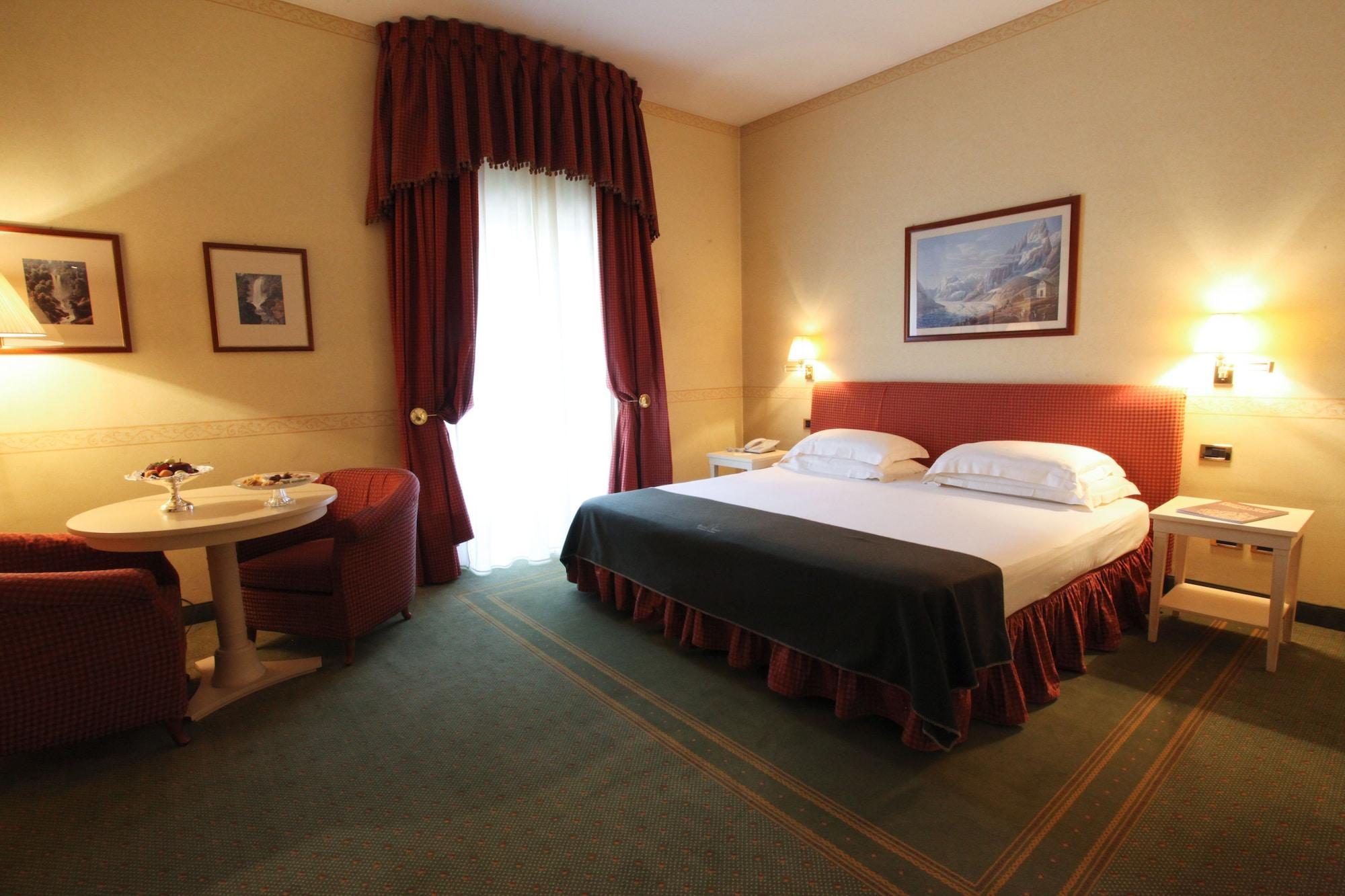 Grand Hotel Royal E Golf Courmayeur Exteriör bild