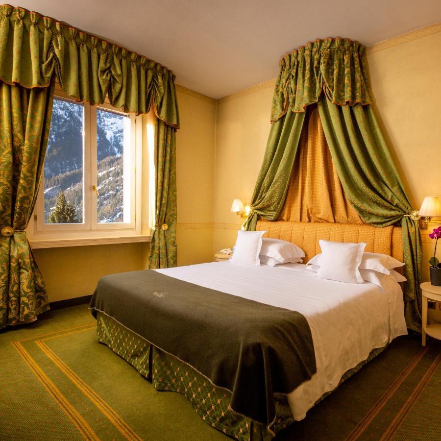 Grand Hotel Royal E Golf Courmayeur Exteriör bild
