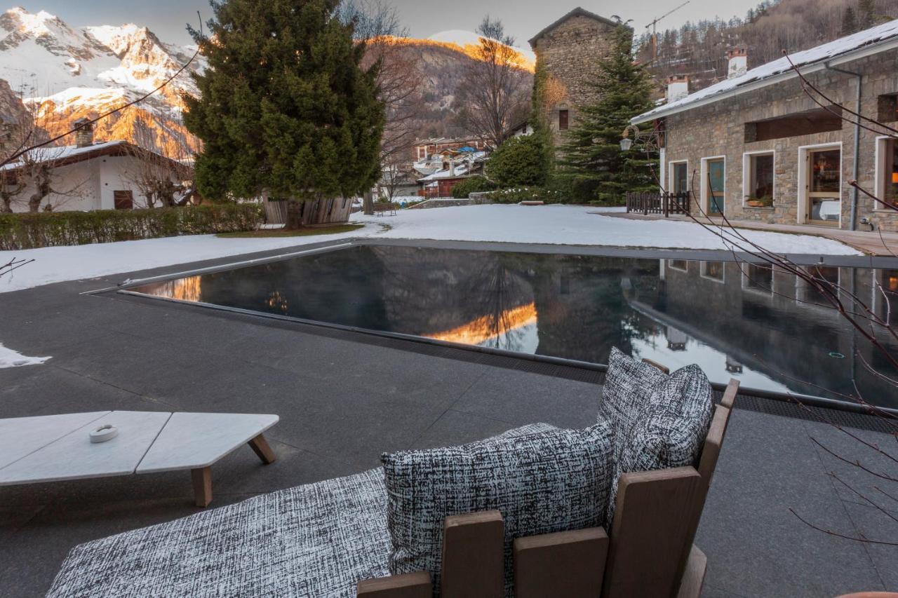Grand Hotel Royal E Golf Courmayeur Exteriör bild