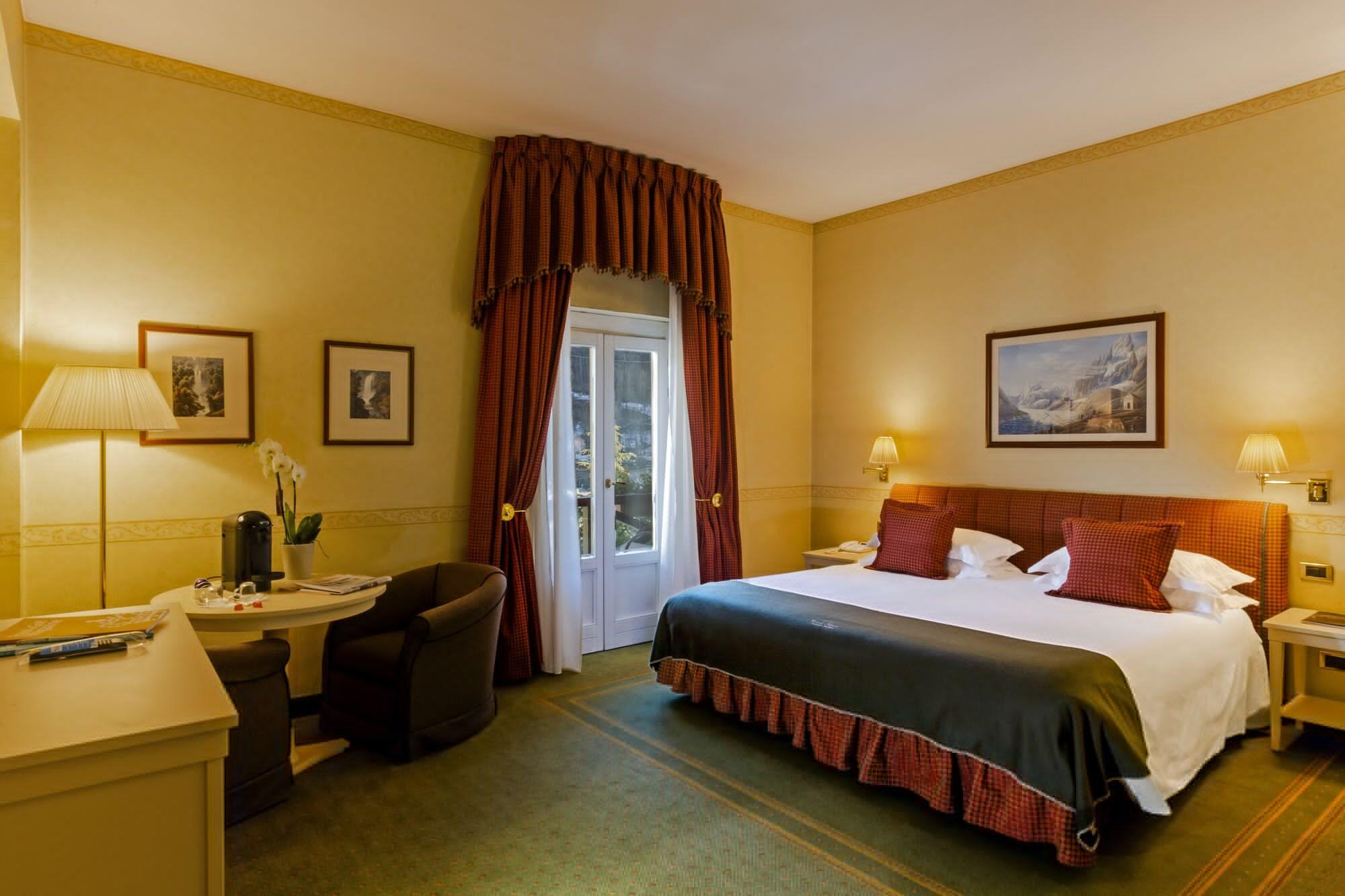 Grand Hotel Royal E Golf Courmayeur Exteriör bild