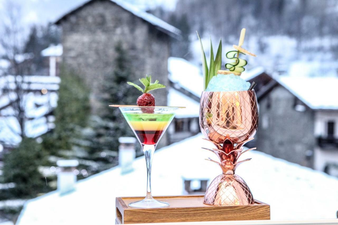 Grand Hotel Royal E Golf Courmayeur Exteriör bild